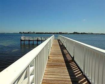 Tradewinds Resort By Resortquest Bradenton Beach Exterior foto